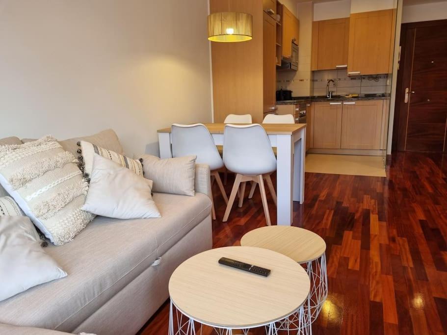604B - Apartamento Con Garaje Oviedo Exteriör bild