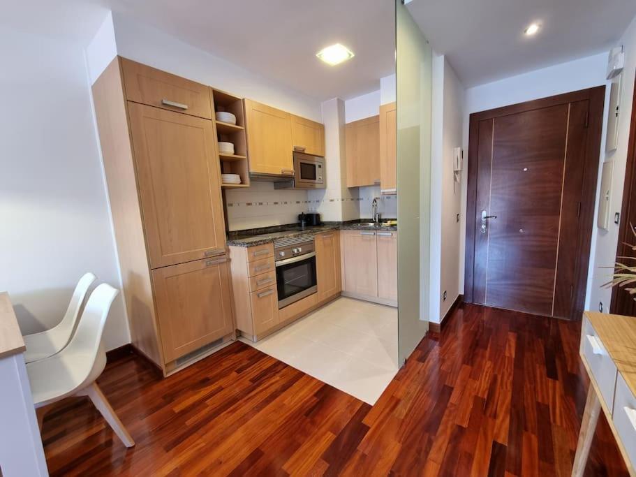 604B - Apartamento Con Garaje Oviedo Exteriör bild