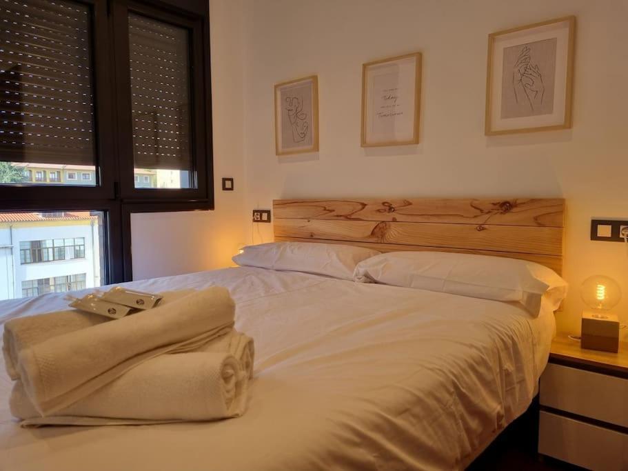 604B - Apartamento Con Garaje Oviedo Exteriör bild