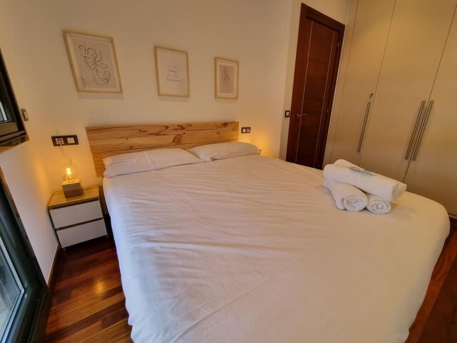 604B - Apartamento Con Garaje Oviedo Exteriör bild